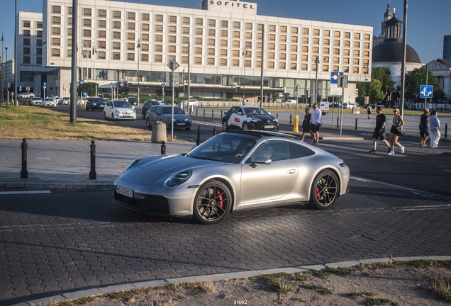 Porsche 992 Carrera 4 GTS MkII
