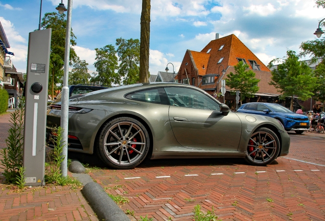 Porsche 992 Carrera S