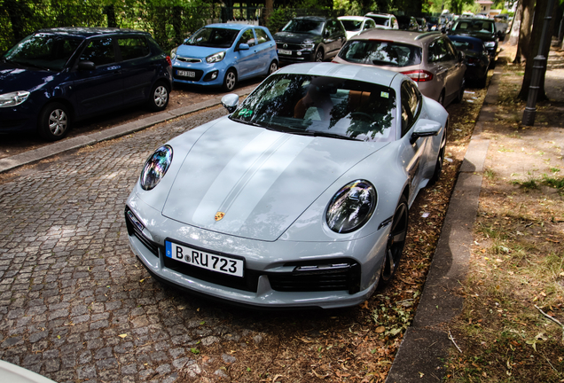 Porsche 992 Sport Classic