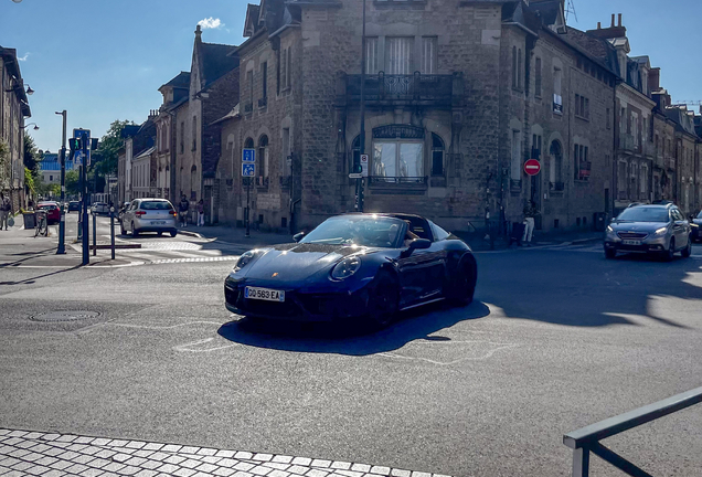 Porsche 992 Targa 4 GTS