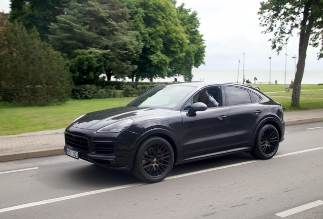 Porsche Cayenne Coupé GTS