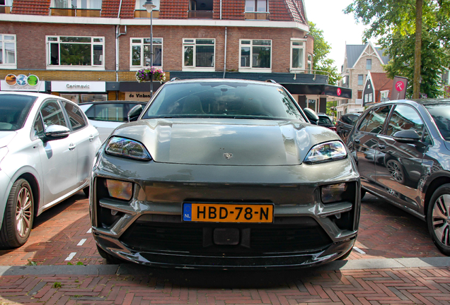 Porsche Macan EV Turbo
