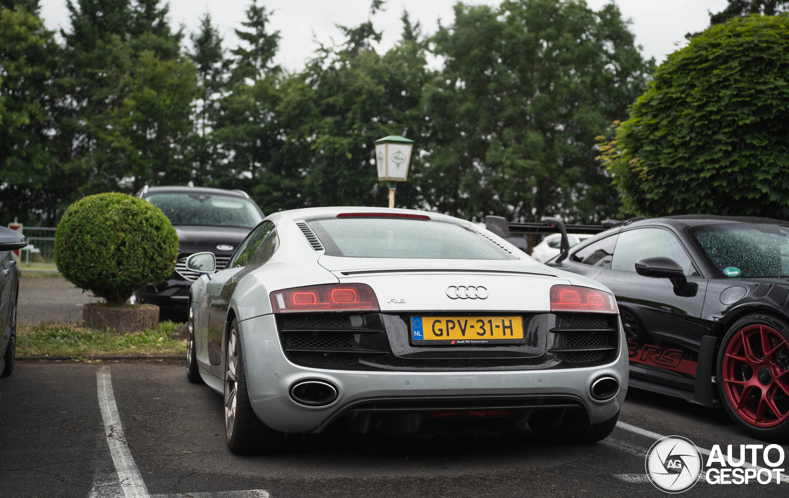 Audi R8 V10