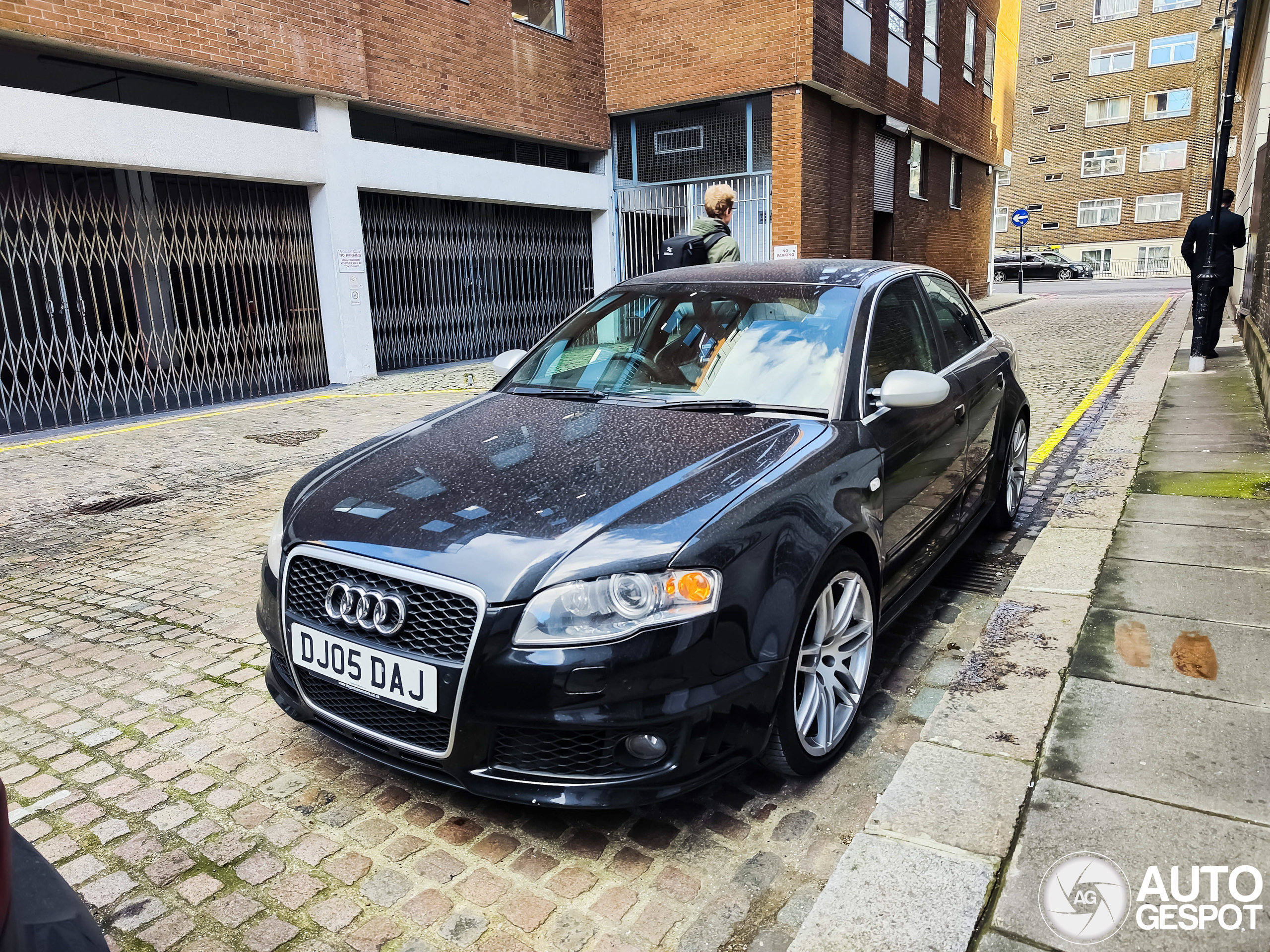 Audi RS4 Sedan