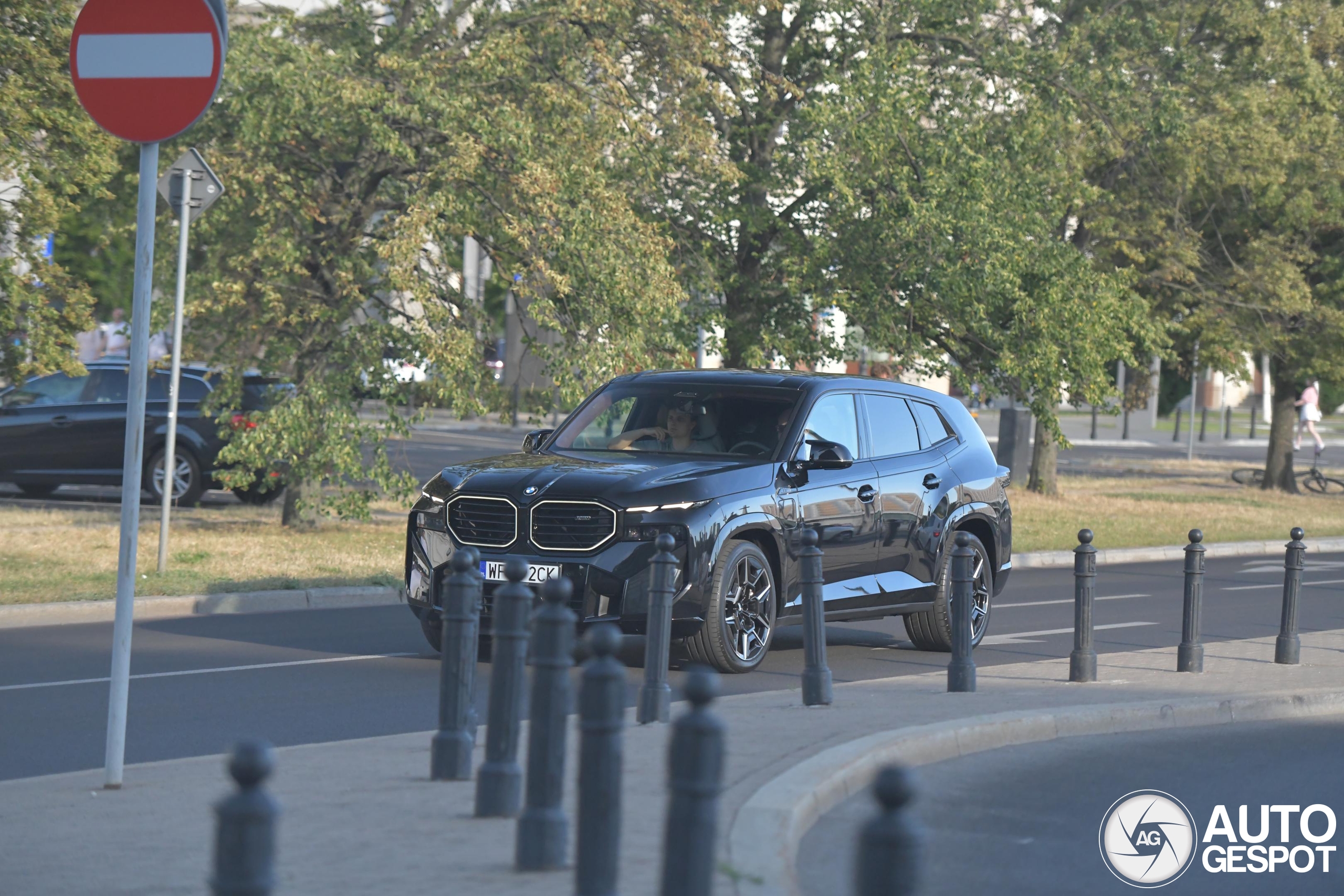 BMW XM G09