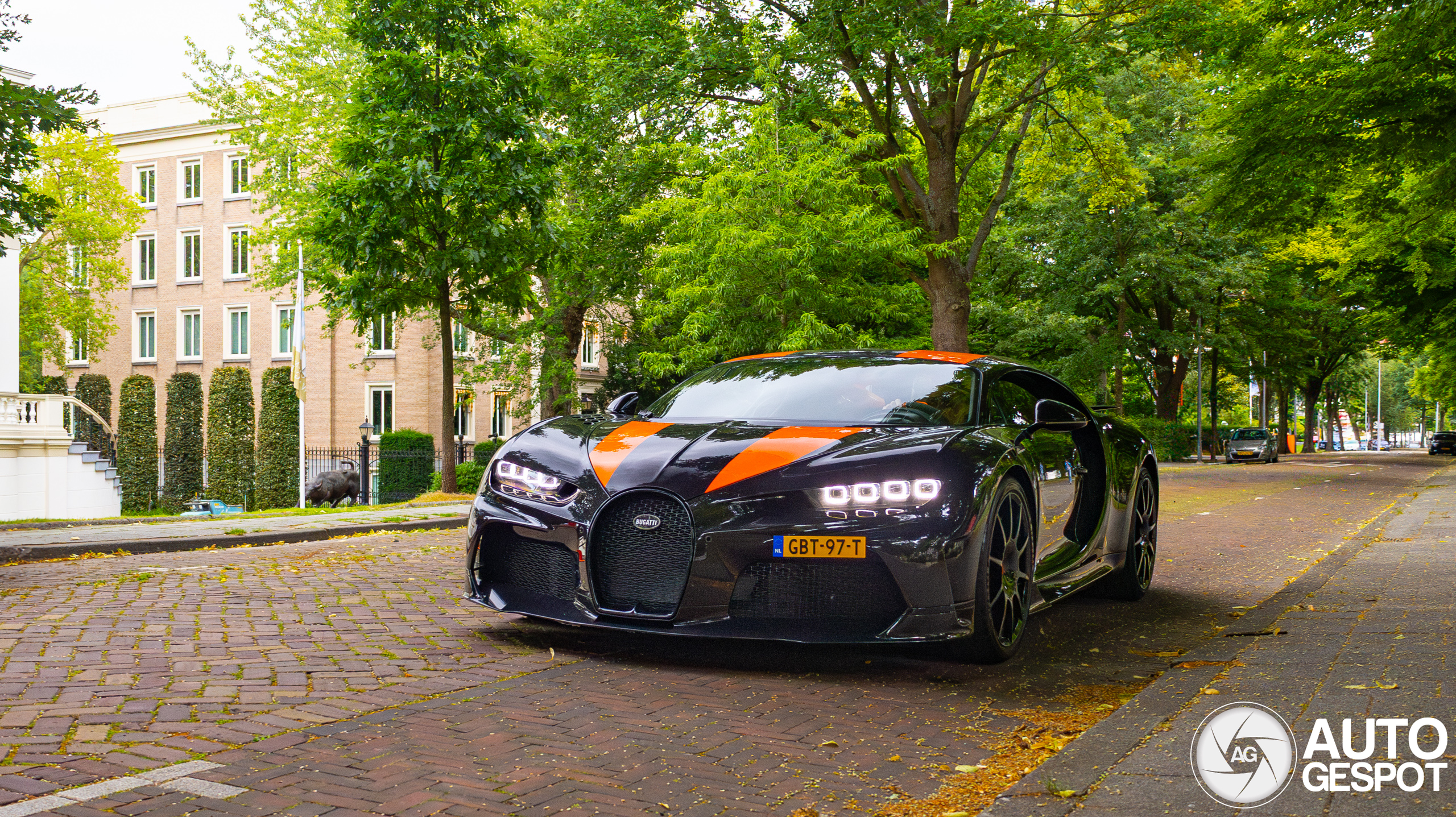 Bugatti Chiron Super Sport 300+