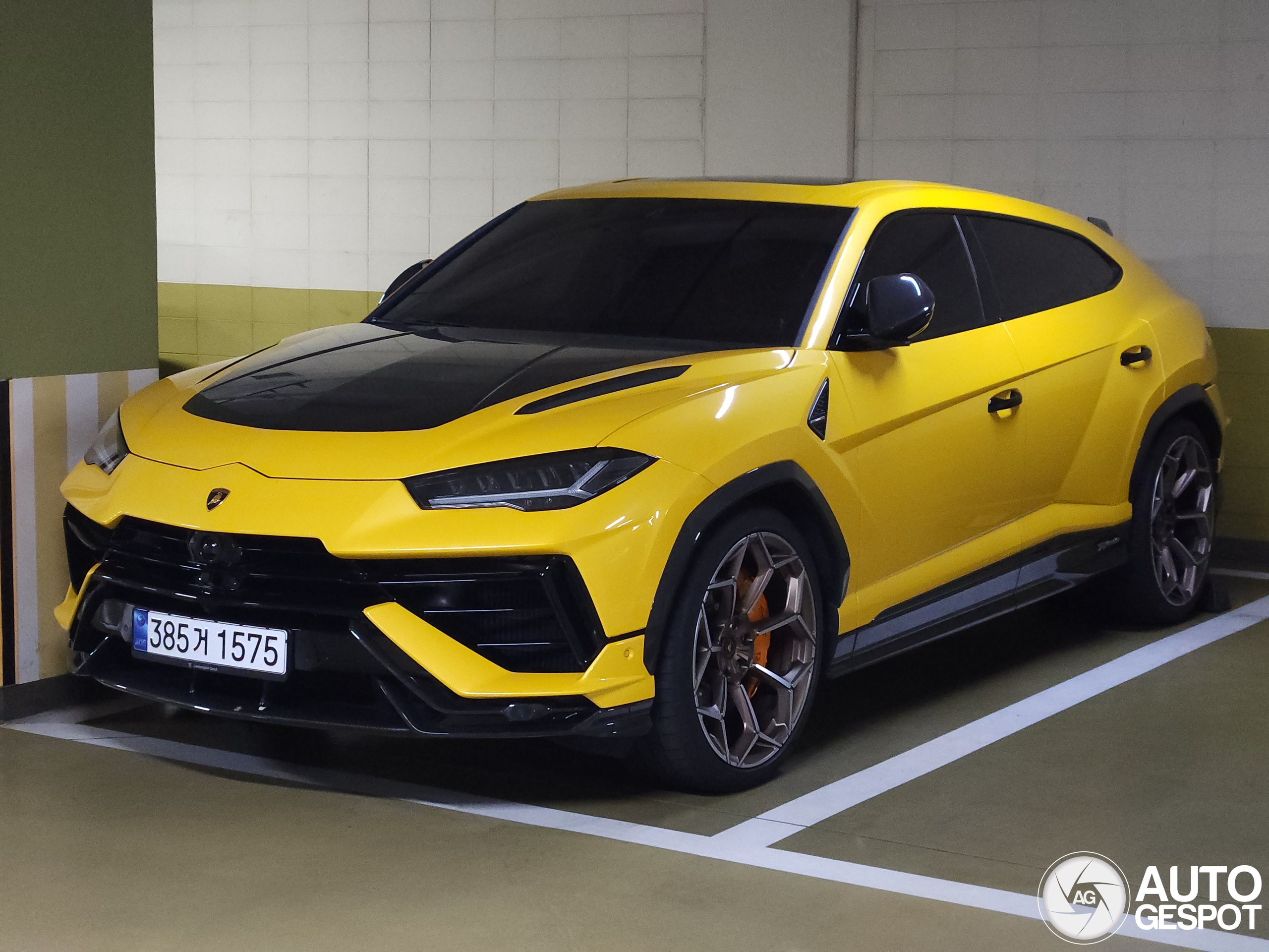 Lamborghini Urus Performante