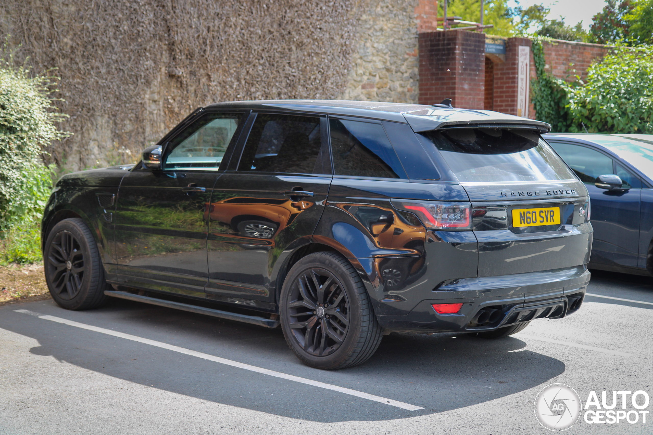 Land Rover Range Rover Sport SVR