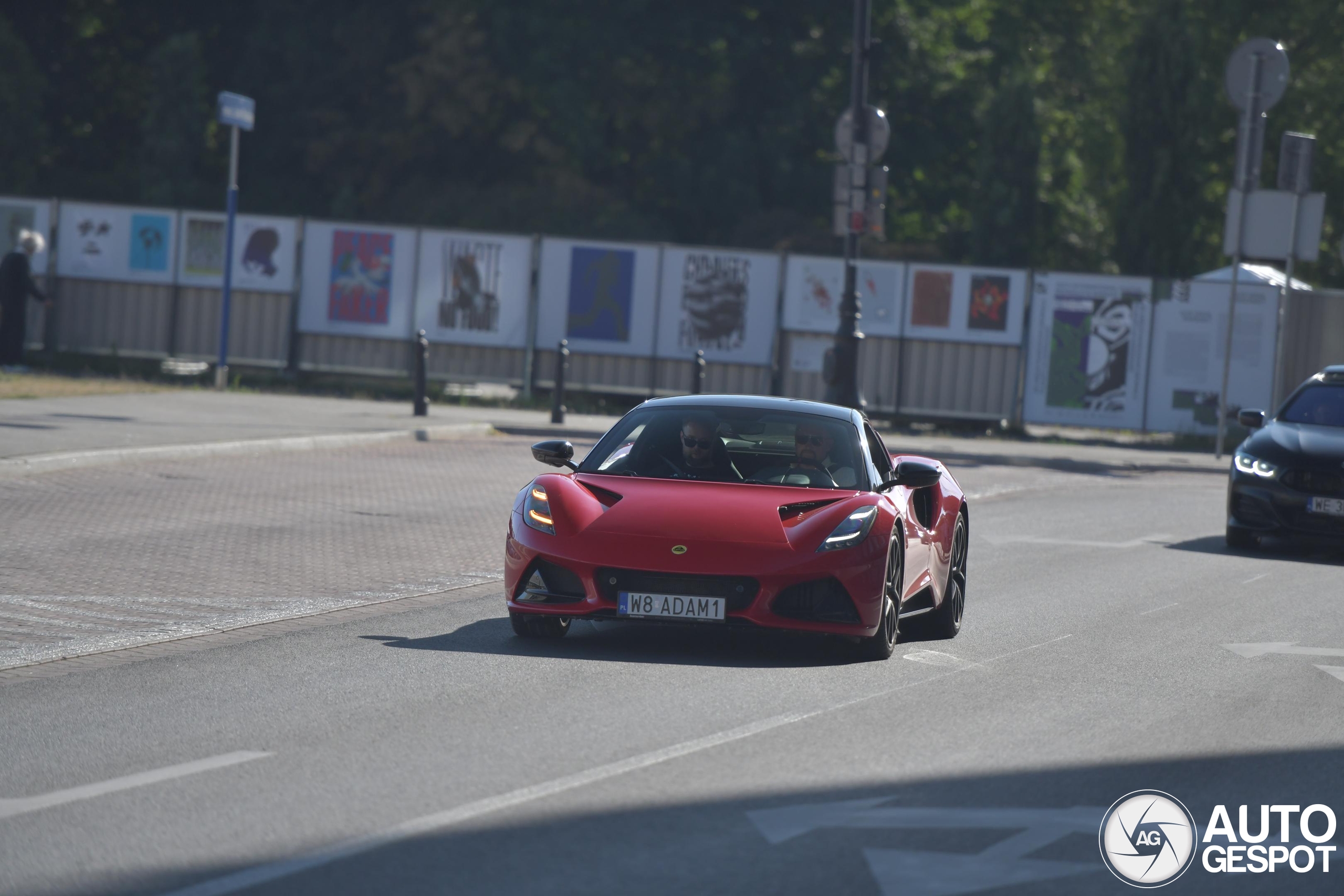 Lotus Emira