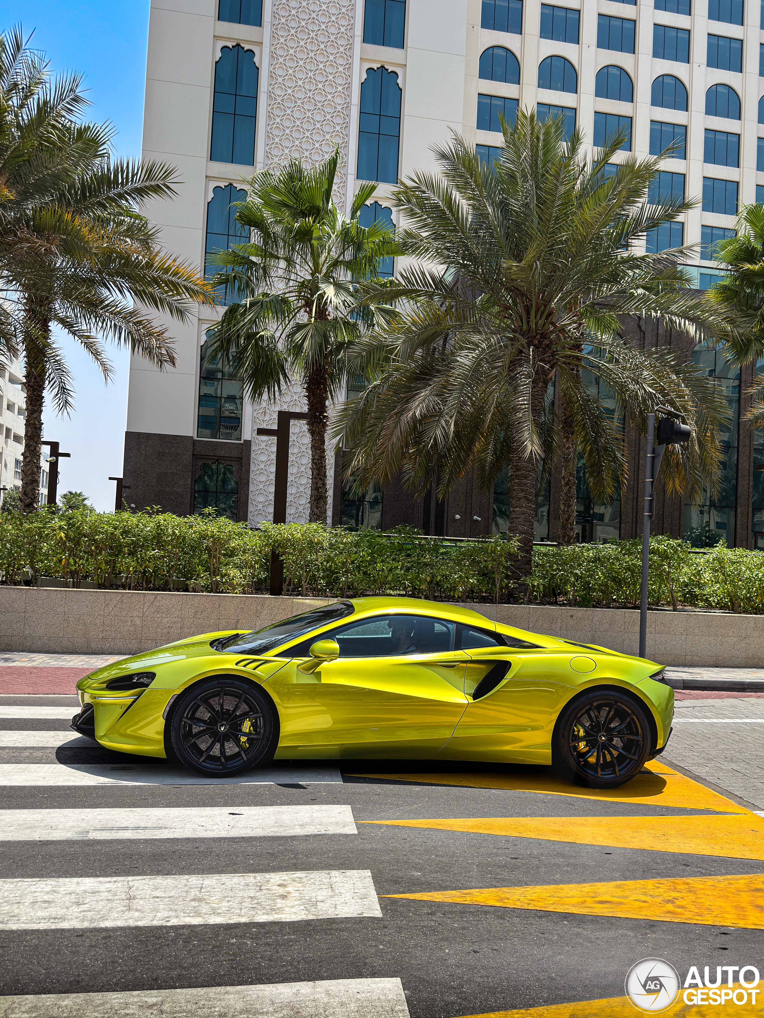 McLaren Artura