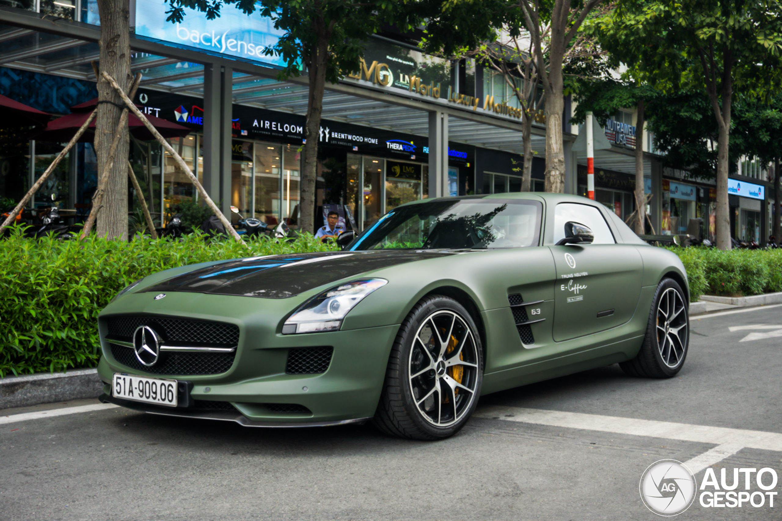 Mercedes-Benz SLS AMG GT Final Edition