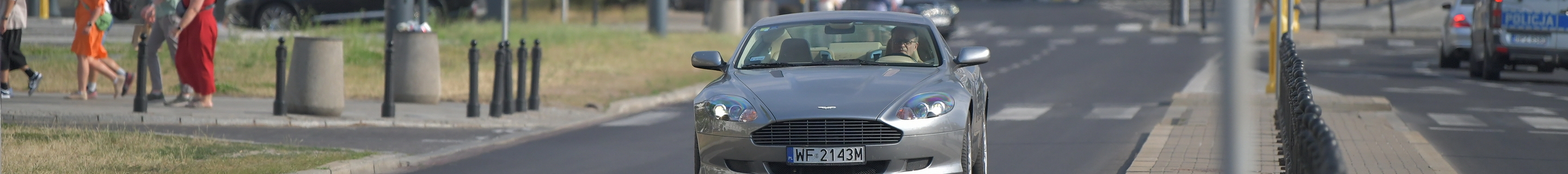 Aston Martin DB9