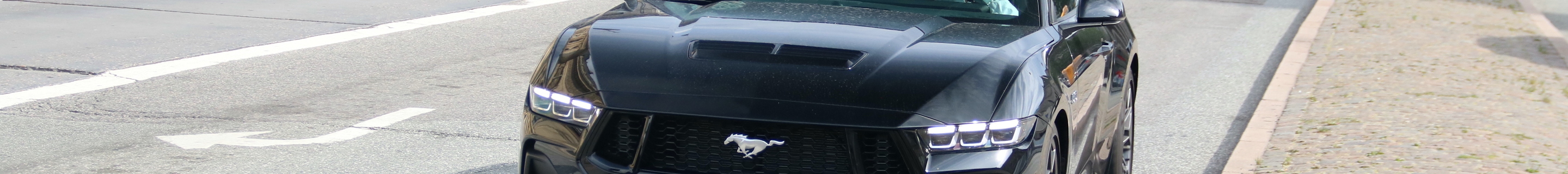 Ford Mustang GT Convertible 2024
