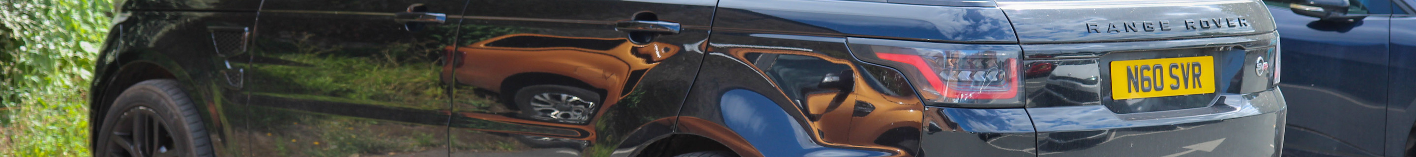 Land Rover Range Rover Sport SVR