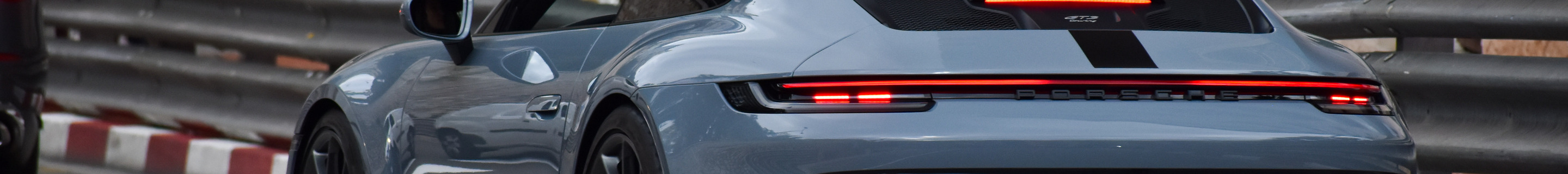 Porsche 992 GT3 Touring