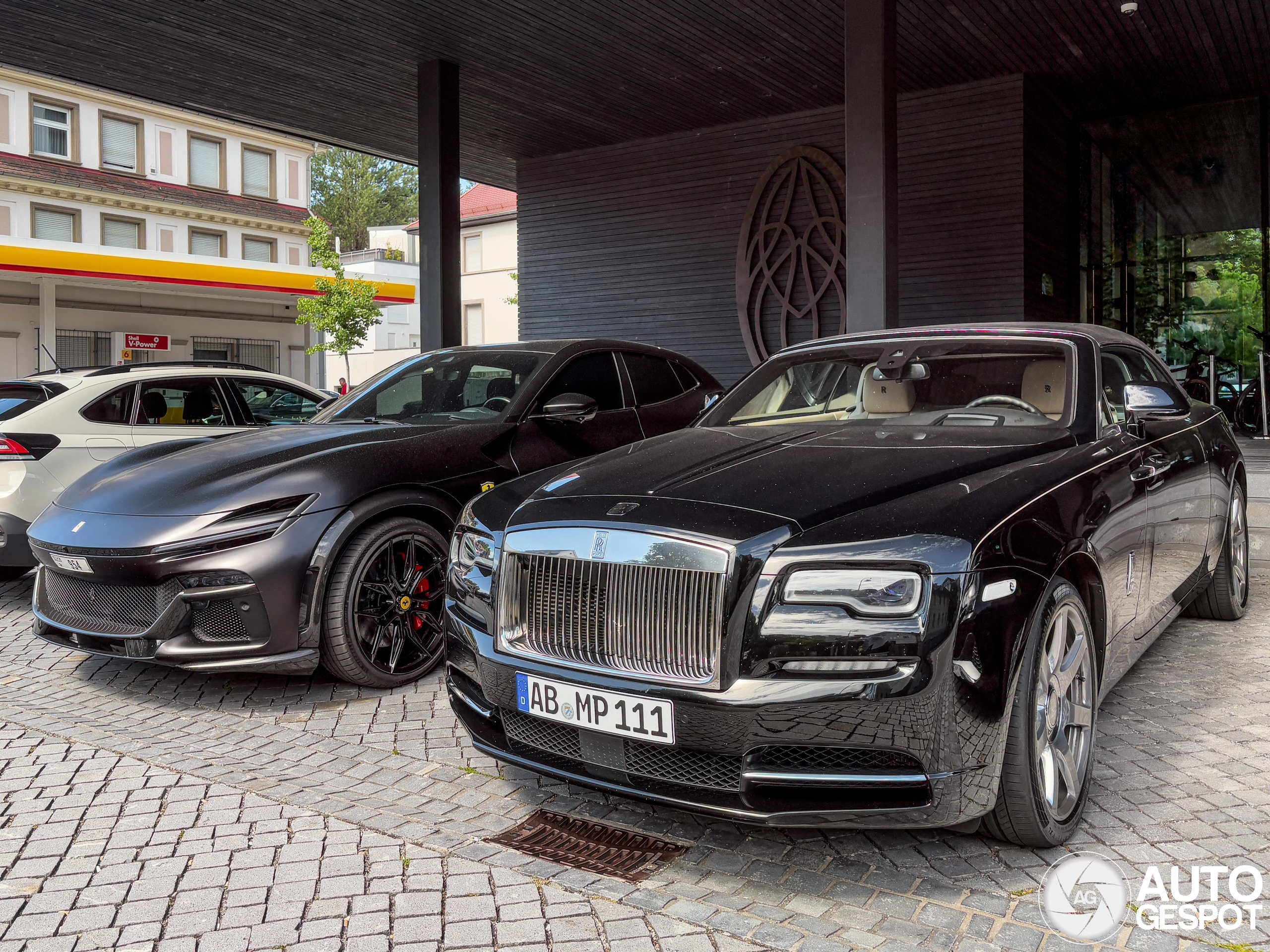 Rolls-Royce Dawn