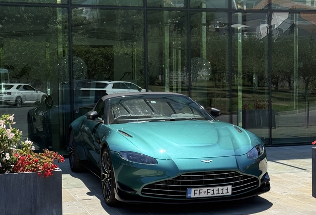 Aston Martin V8 Vantage Formula 1 Edition Roadster