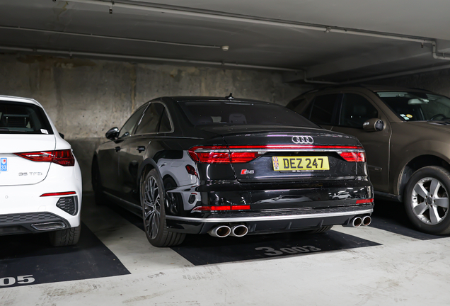 Audi S8 D5