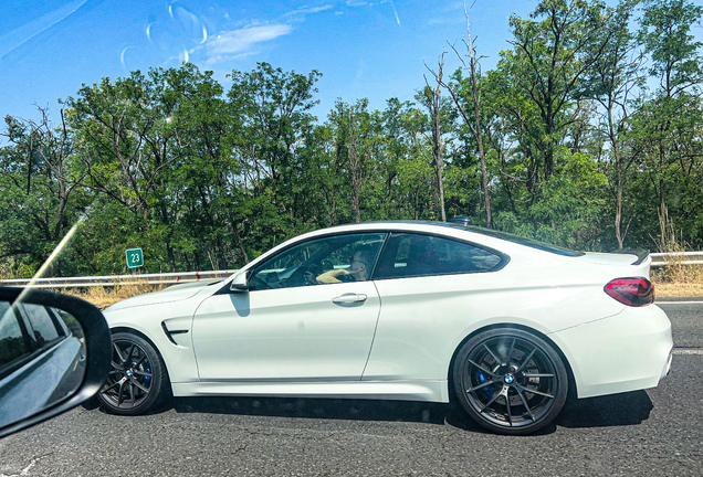 BMW M4 F82 CS