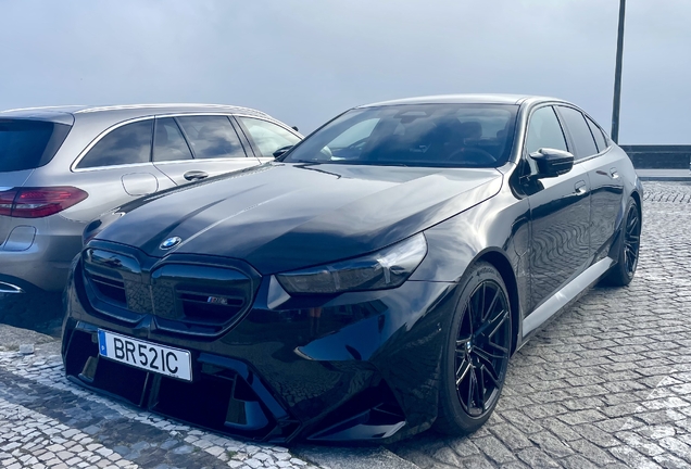 BMW M5 G90