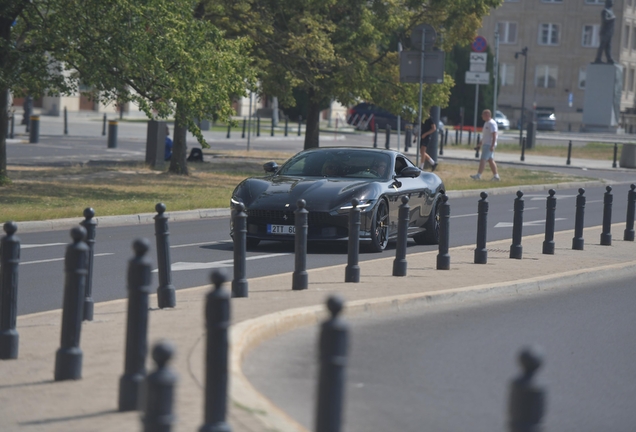 Ferrari Roma Novitec Rosso