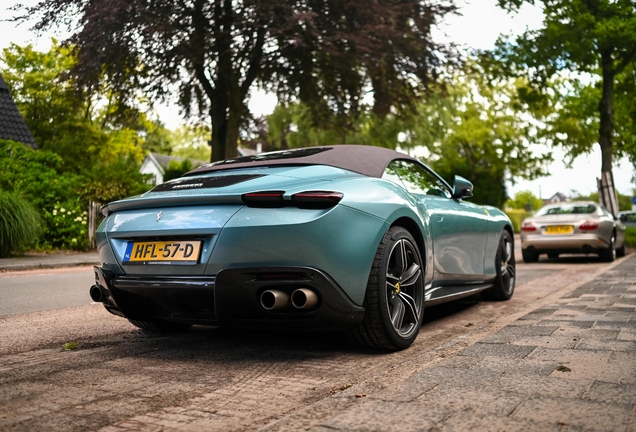 Ferrari Roma Spider