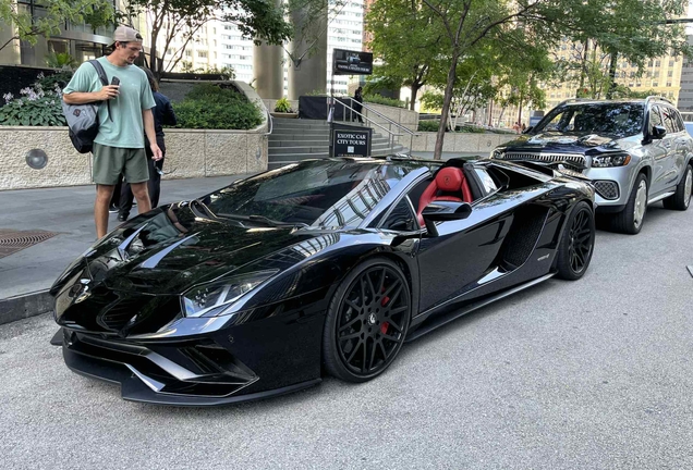 Lamborghini Aventador S LP740-4 Roadster