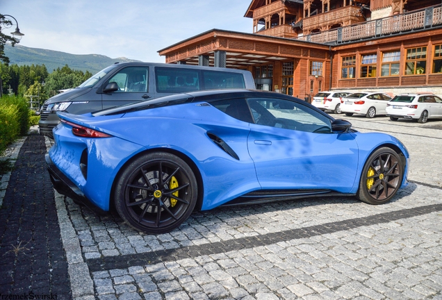 Lotus Emira