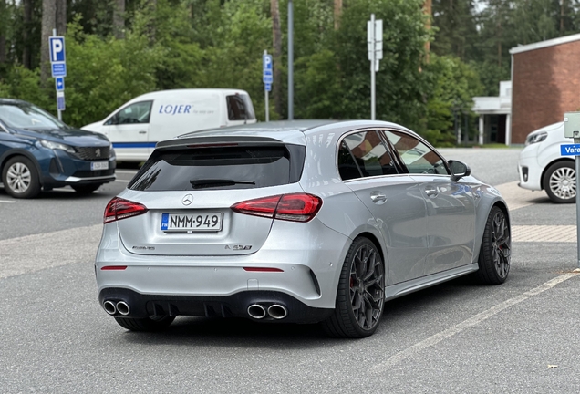 Mercedes-AMG A 45 S W177