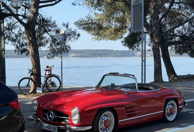 Mercedes-Benz 300SL Roadster
