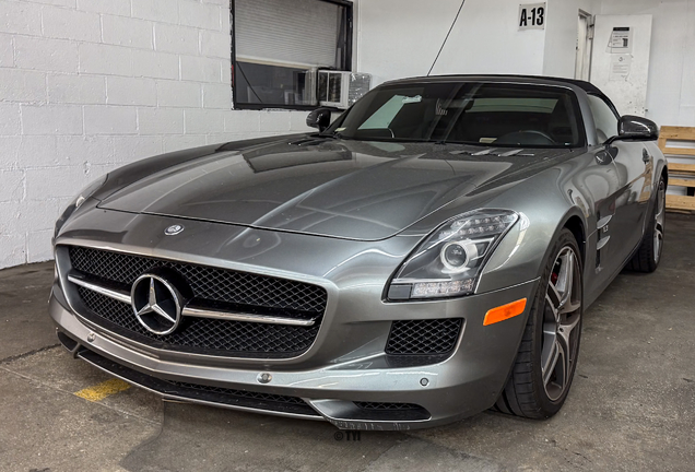 Mercedes-Benz SLS AMG GT Roadster