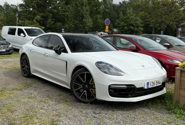 Porsche 971 Panamera Turbo S E-Hybrid