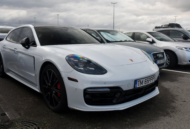 Porsche 971 Panamera Turbo S E-Hybrid Sport Turismo