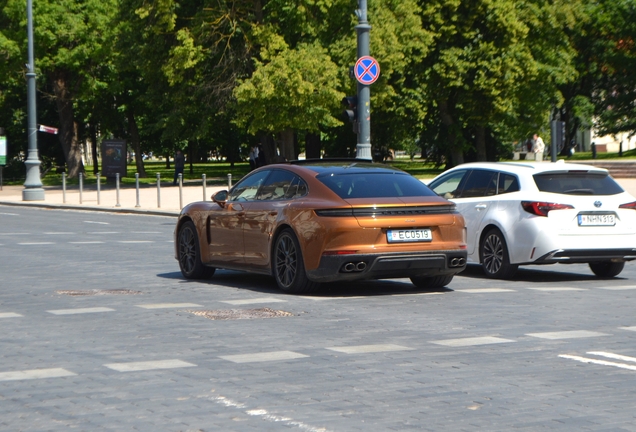 Porsche 972 Panamera Turbo E-Hybrid