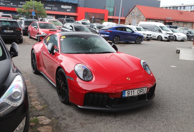 Porsche 992 Carrera 4 GTS MkII