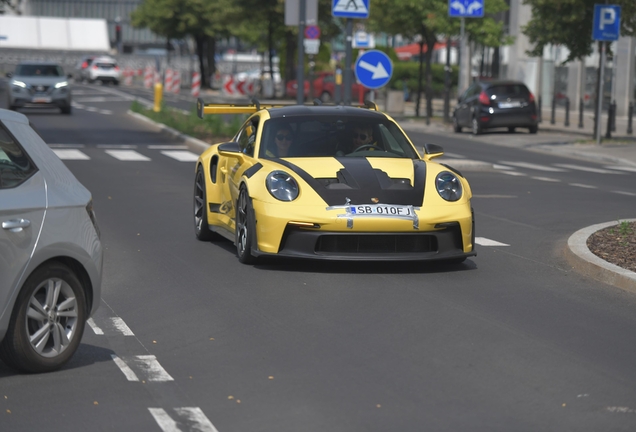 Porsche 992 GT3 RS Weissach Package