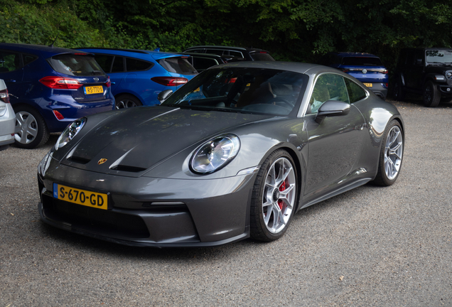 Porsche 992 GT3 Touring