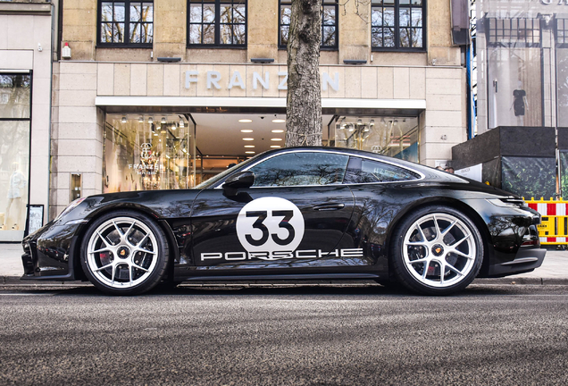 Porsche 992 S/T