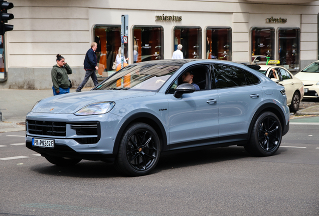 Porsche Cayenne Coupé Turbo E-Hybrid