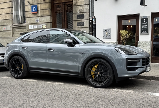 Porsche Cayenne Coupé Turbo E-Hybrid