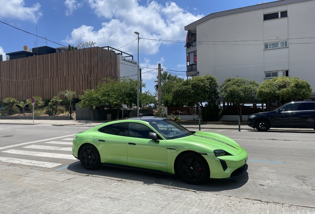 Porsche Taycan GTS