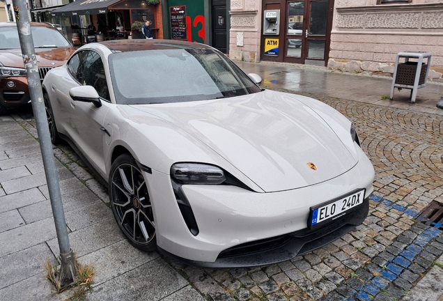 Porsche Taycan GTS