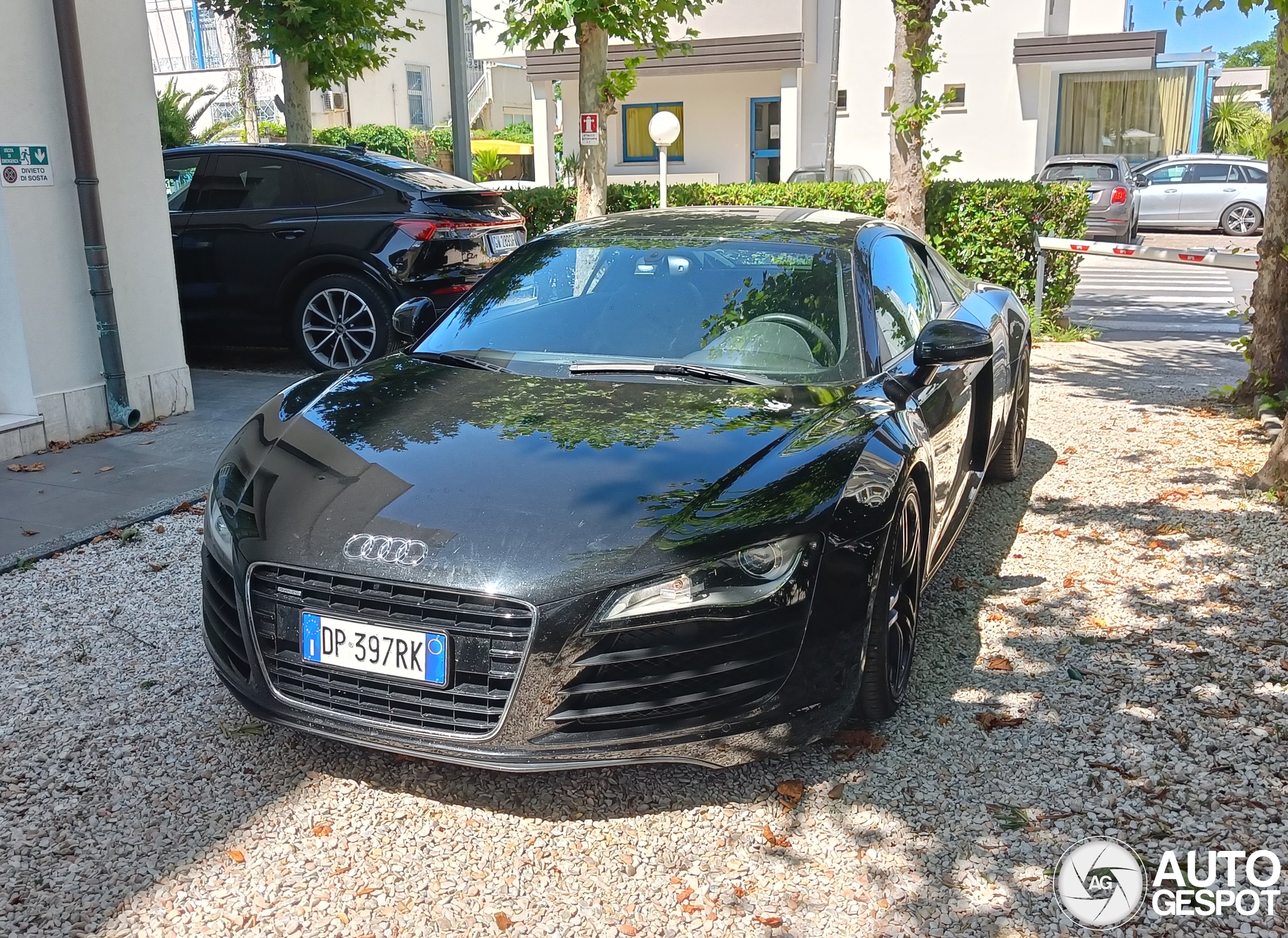 Audi R8