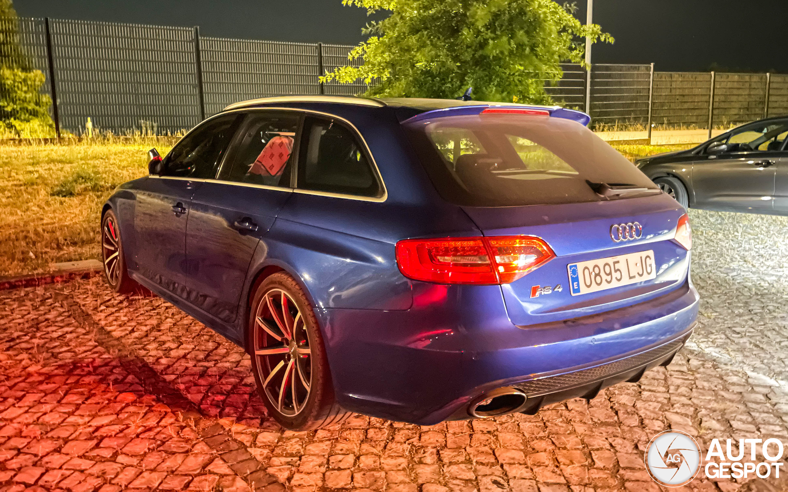 Audi RS4 Avant B8