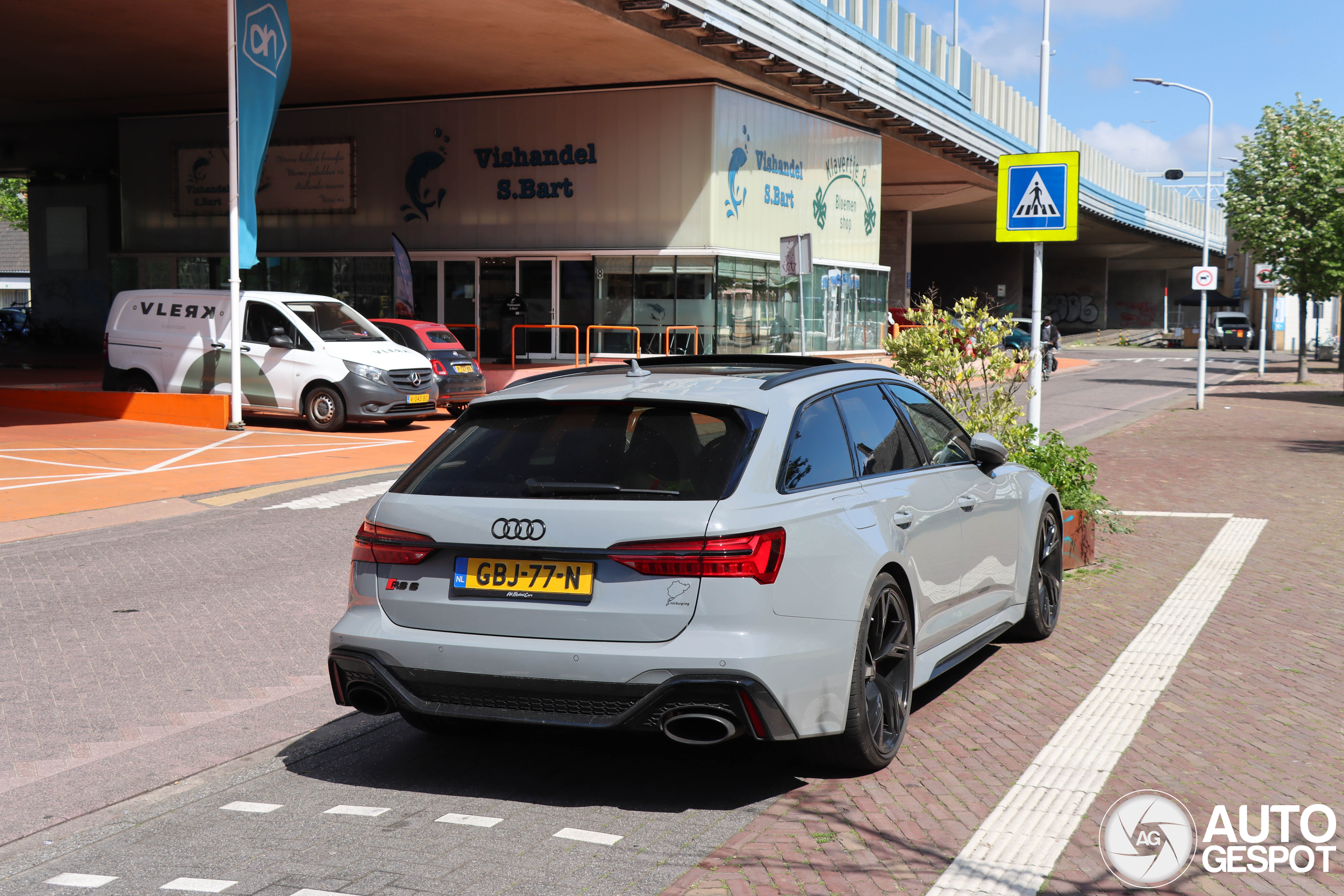 Audi RS6 Avant C8