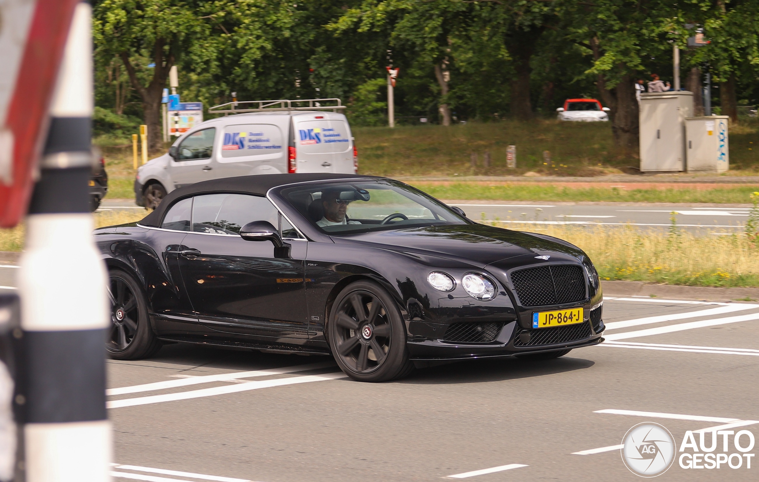 Bentley Continental GTC V8 S Concours Series