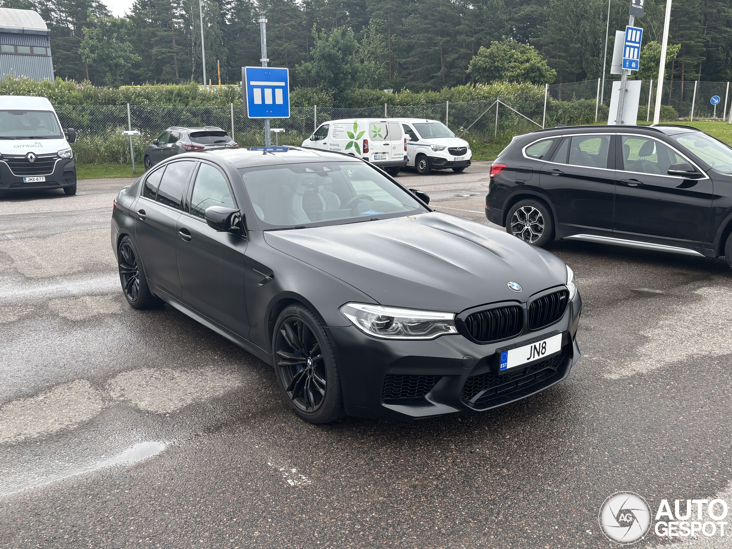 BMW M5 F90