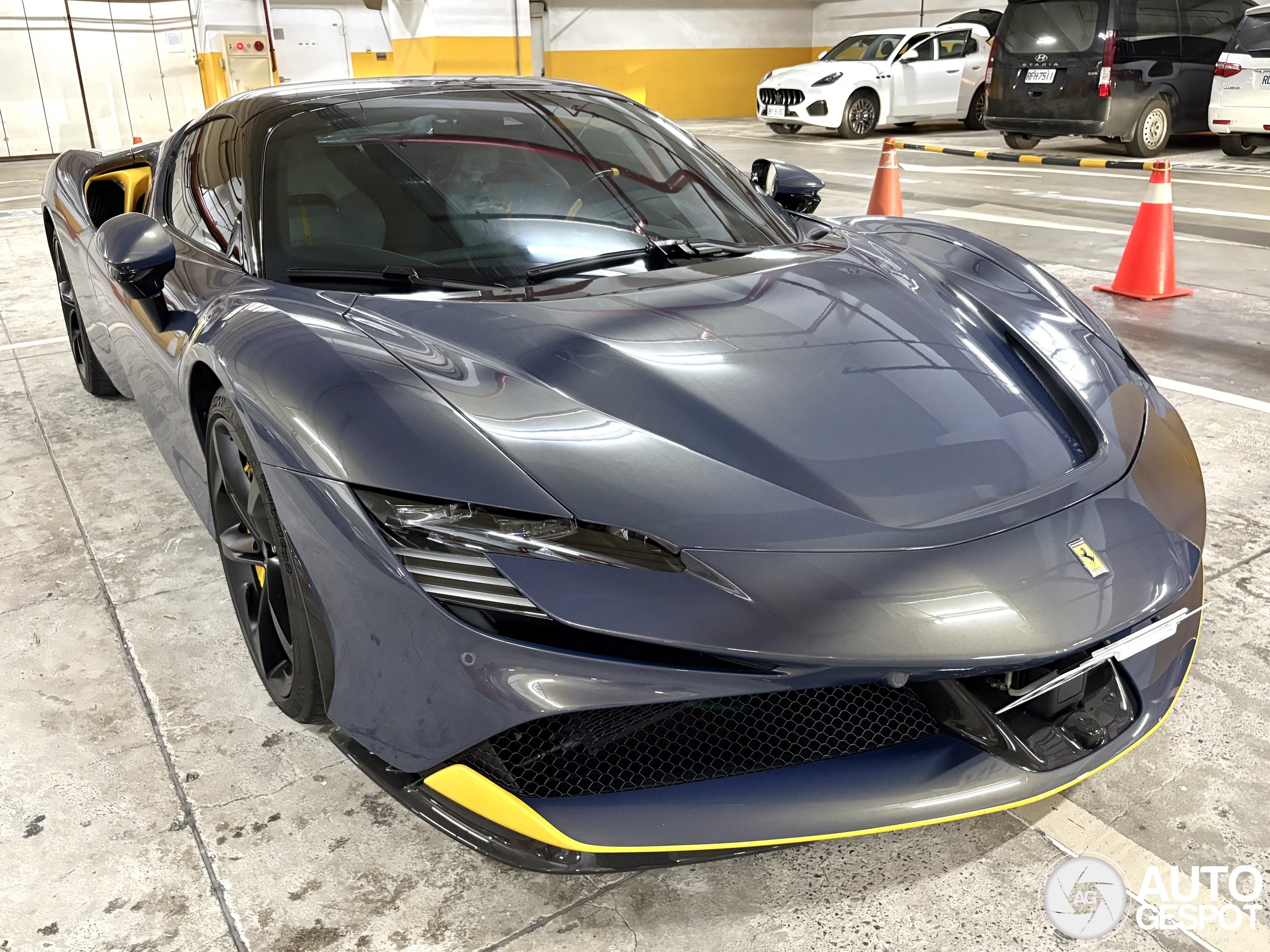 Ferrari SF90 Spider