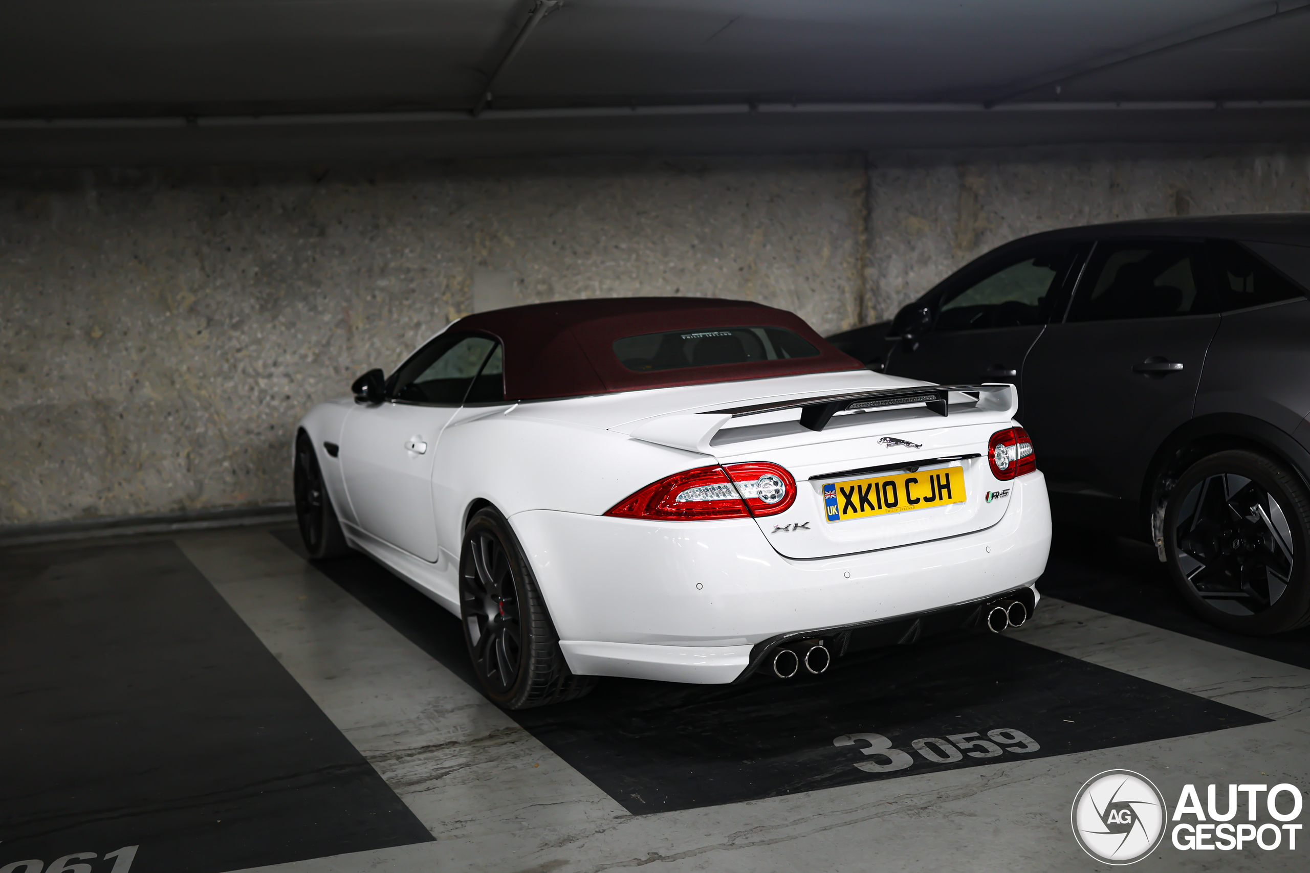Jaguar XKR-S Convertible 2012