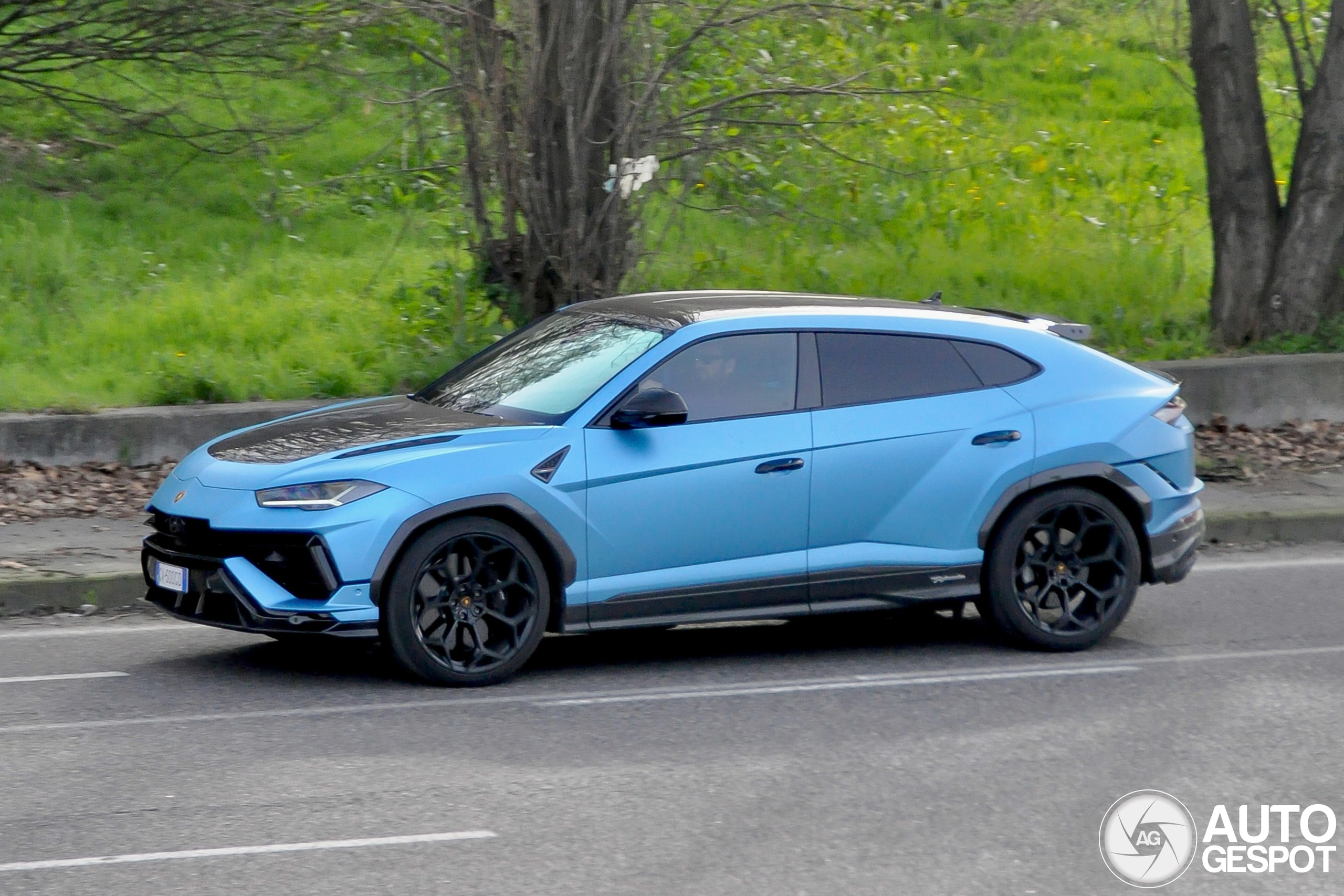 Lamborghini Urus Performante